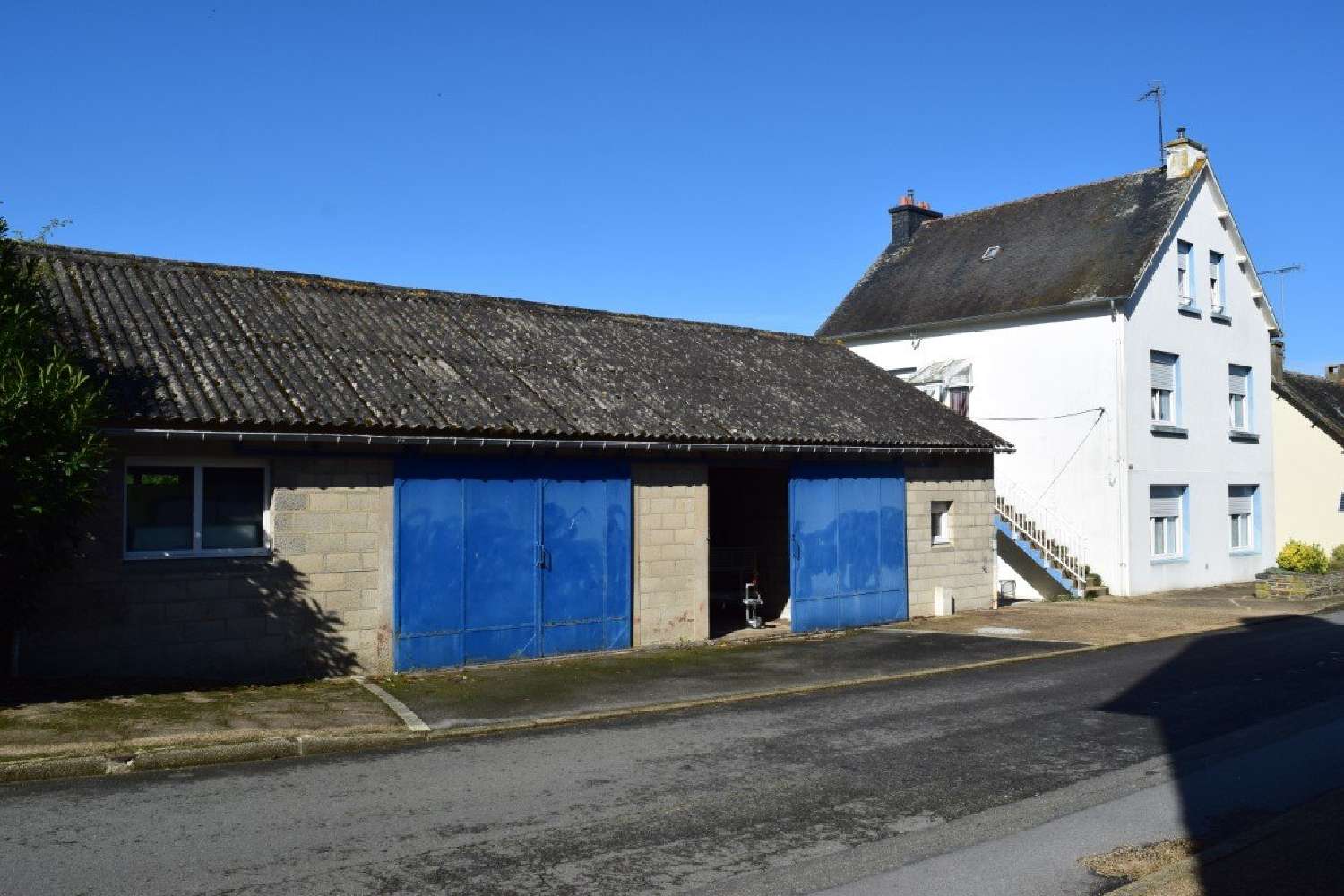  for sale house Saint-Gelven Côtes-d'Armor 2