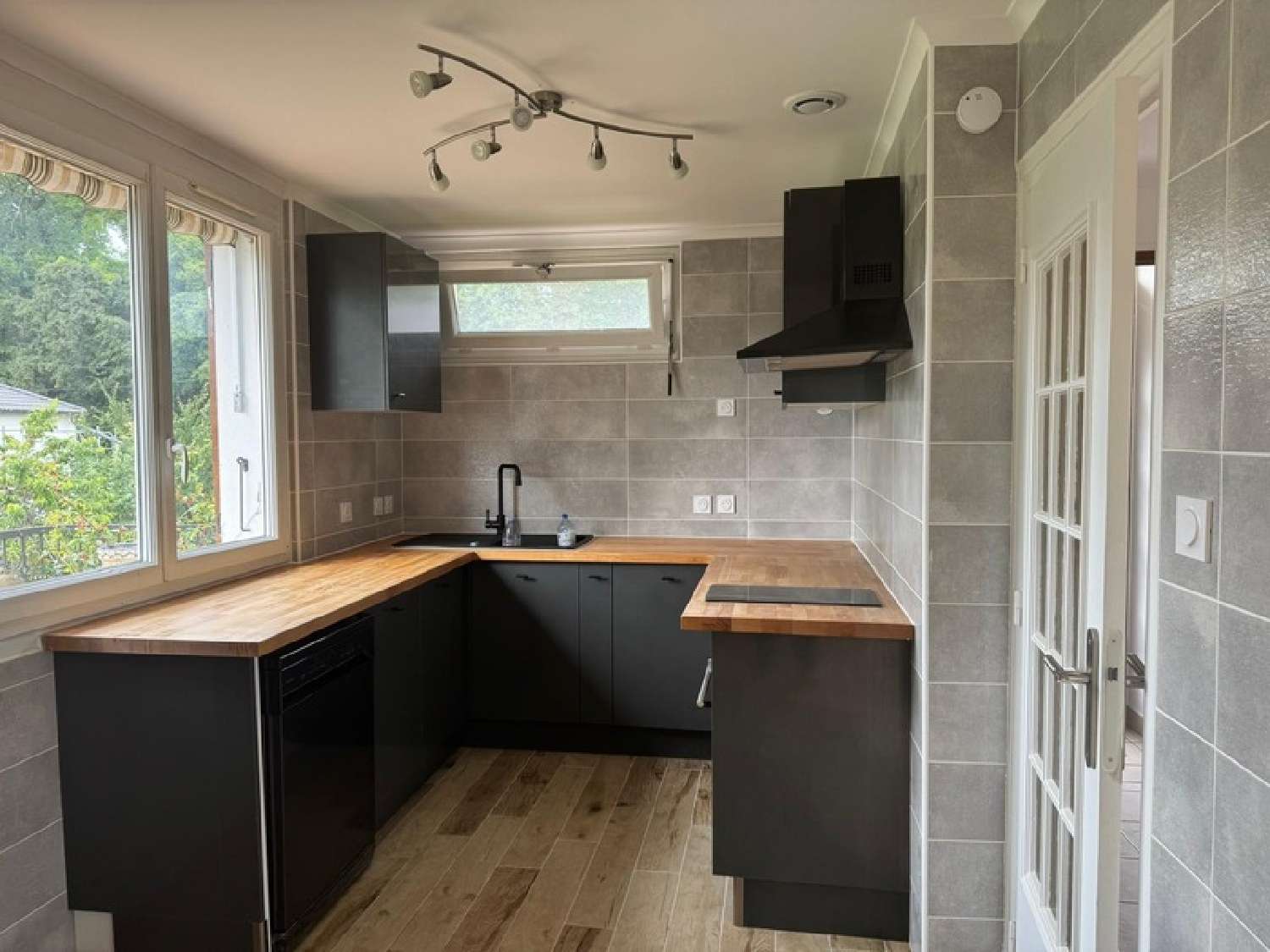  à vendre maison Saint-Genis-Pouilly Ain 8