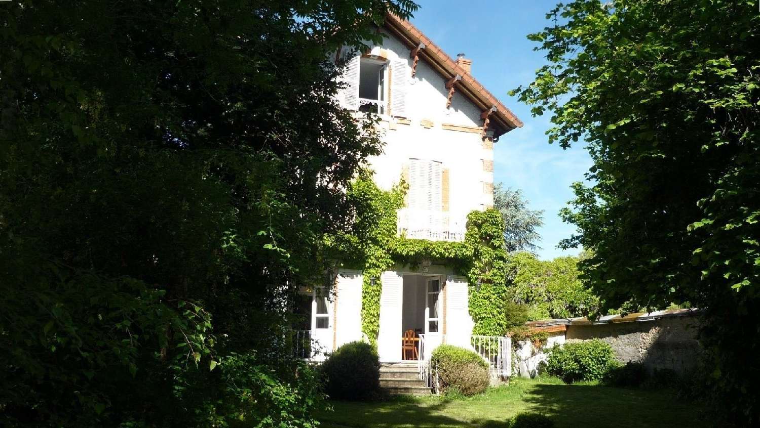 for sale house Saint-Gervais-d'Auvergne Puy-de-Dôme 2
