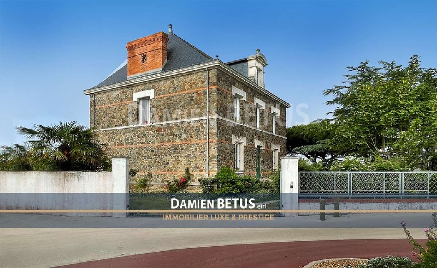  for sale house Saint-Gilles-Croix-de-Vie Vendée 2