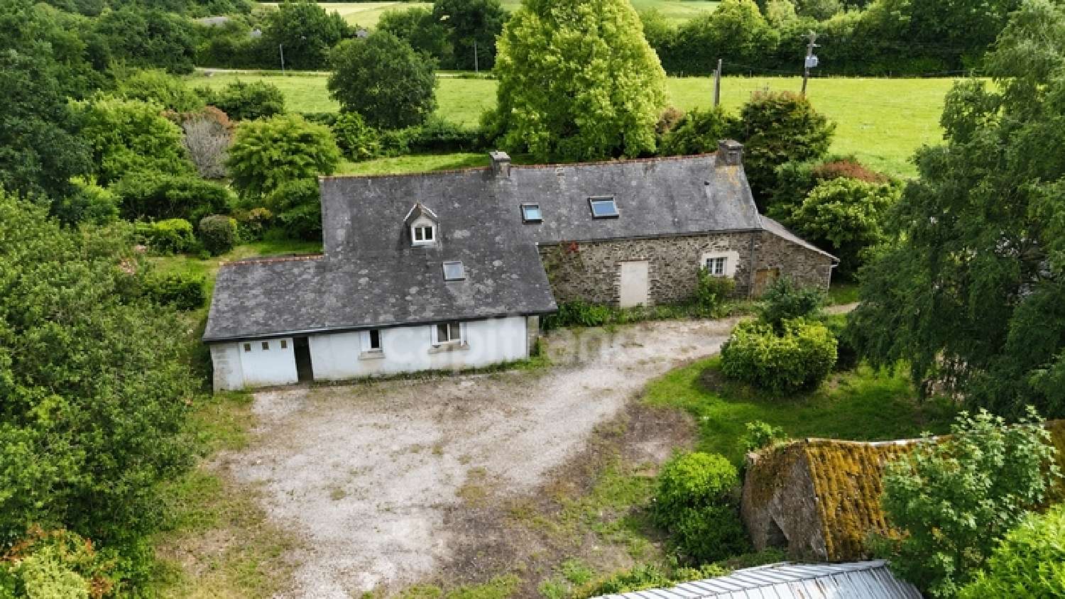  te koop huis Saint-Goazec Finistère 3