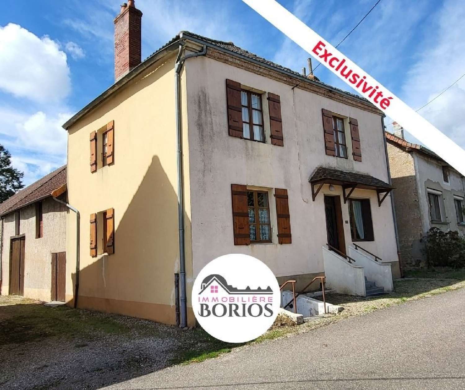  for sale house Saint-Jean-de-Trézy Saône-et-Loire 1