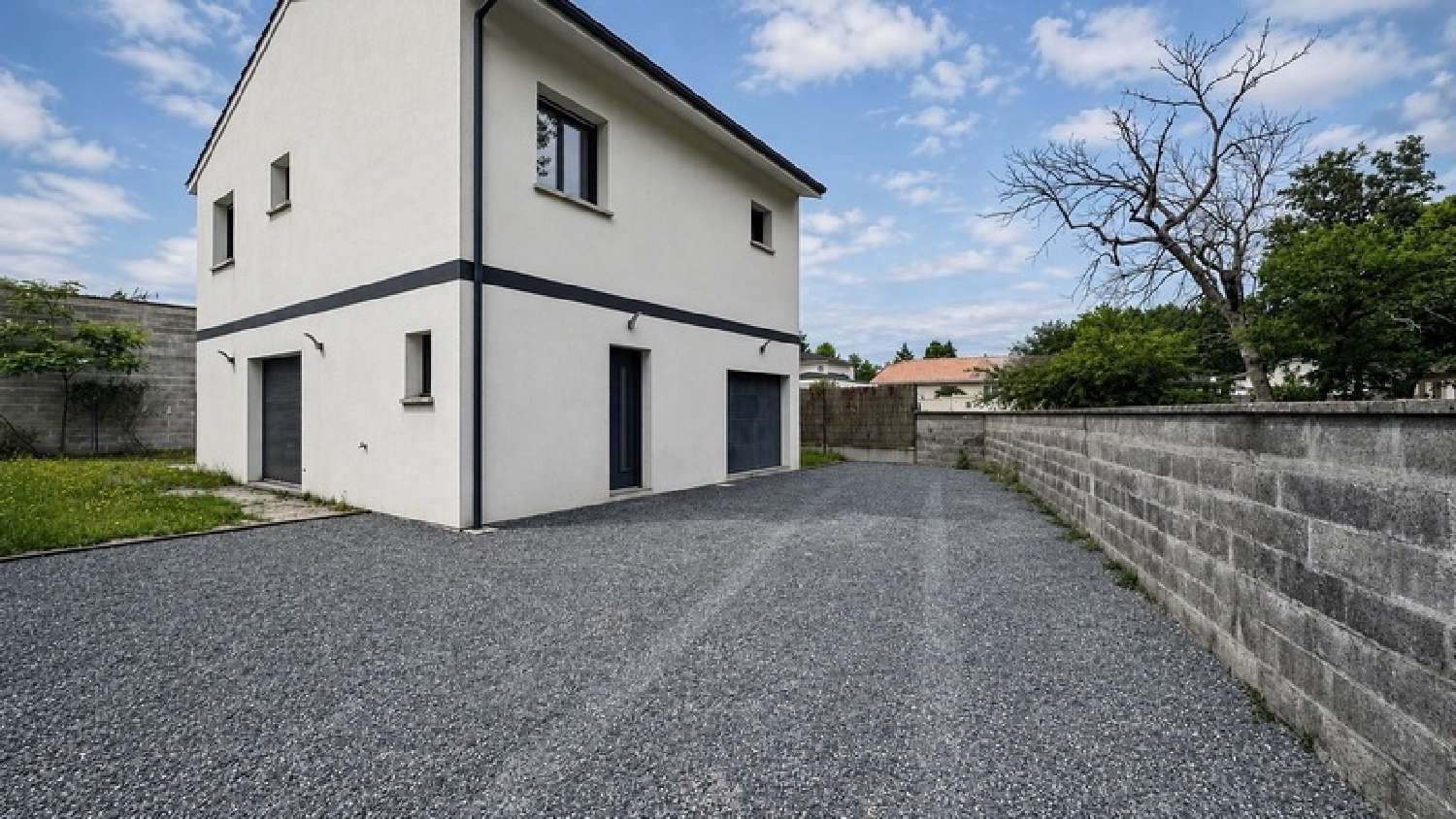 for sale house Saint-Jean-d'Illac Gironde 1