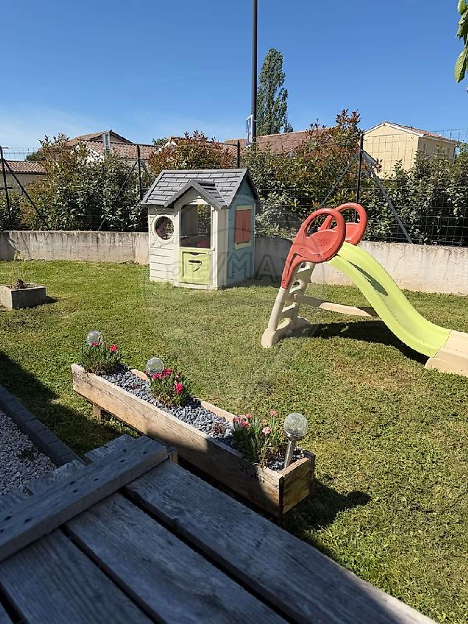  for sale house Saint-Jean-d'Ardières Rhône 2
