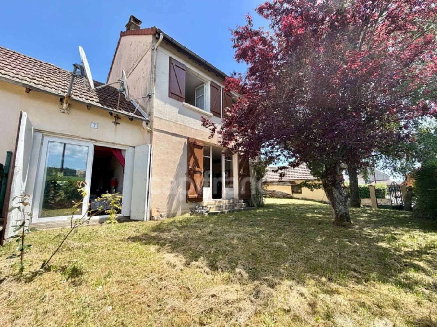 à vendre maison Saint-Just-en-Chevalet Loire 1
