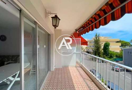Saint-Laurent-du-Var Alpes-Maritimes house foto 7358418