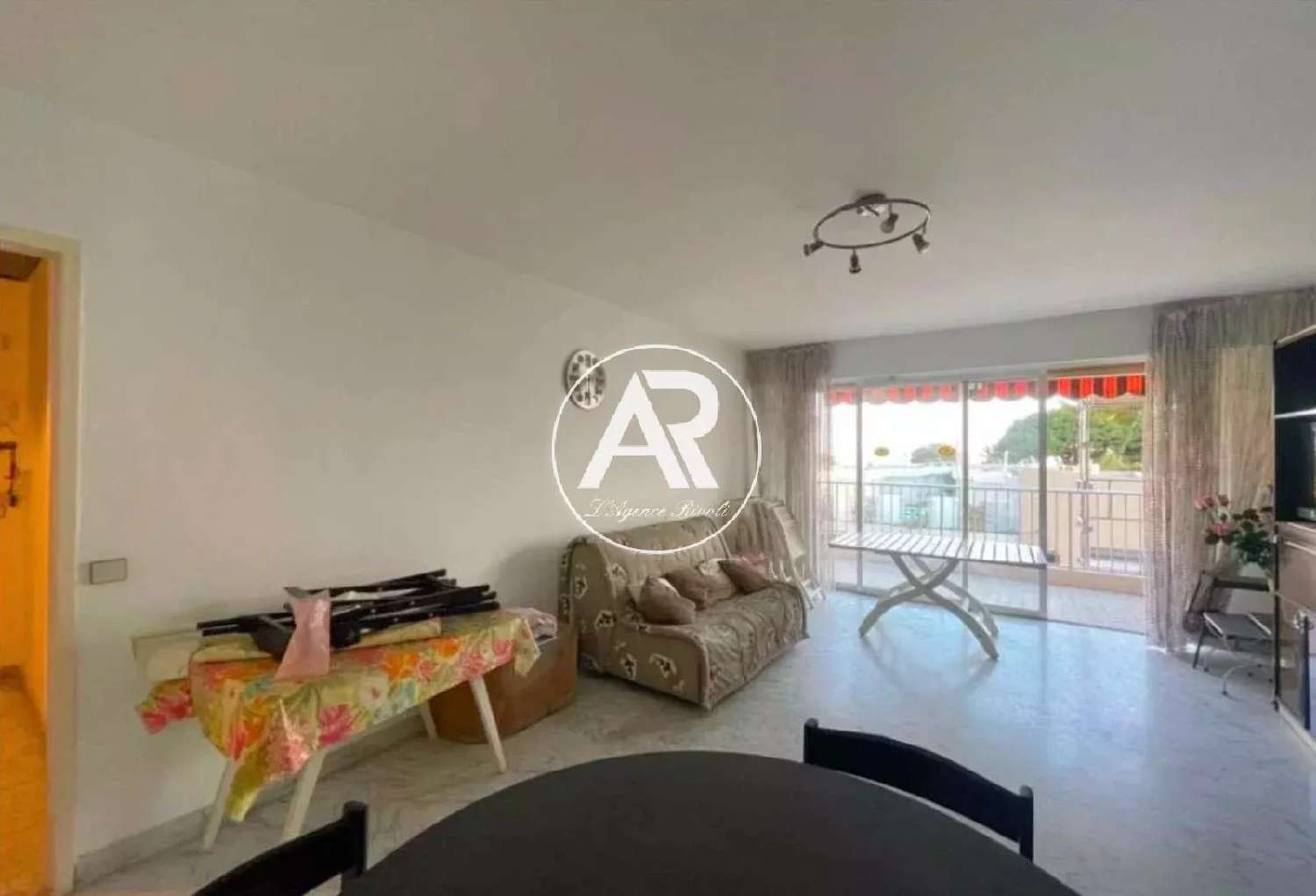 for sale house Saint-Laurent-du-Var Alpes-Maritimes 6