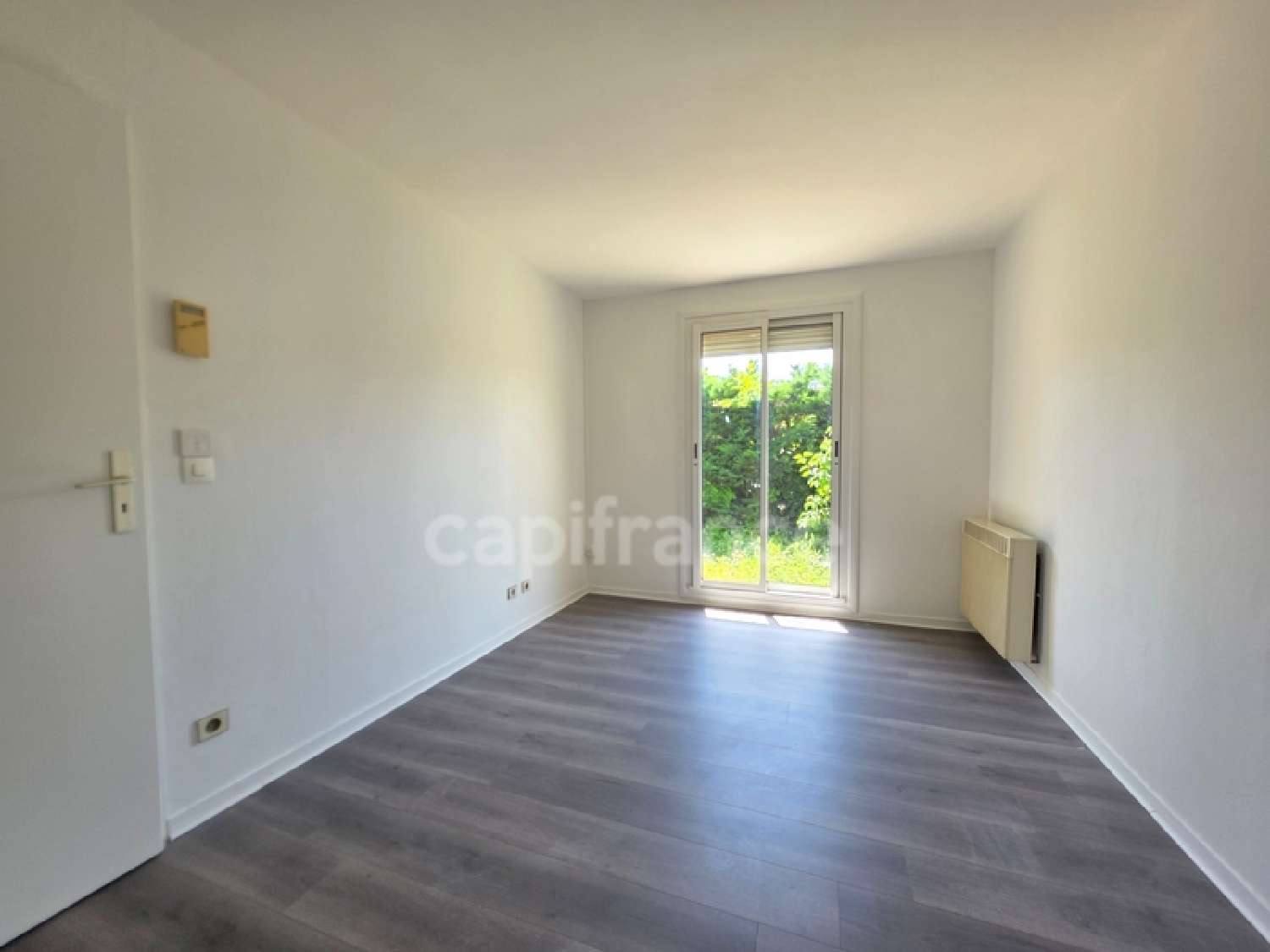  for sale house Saint-Louis-de-Montferrand Gironde 8