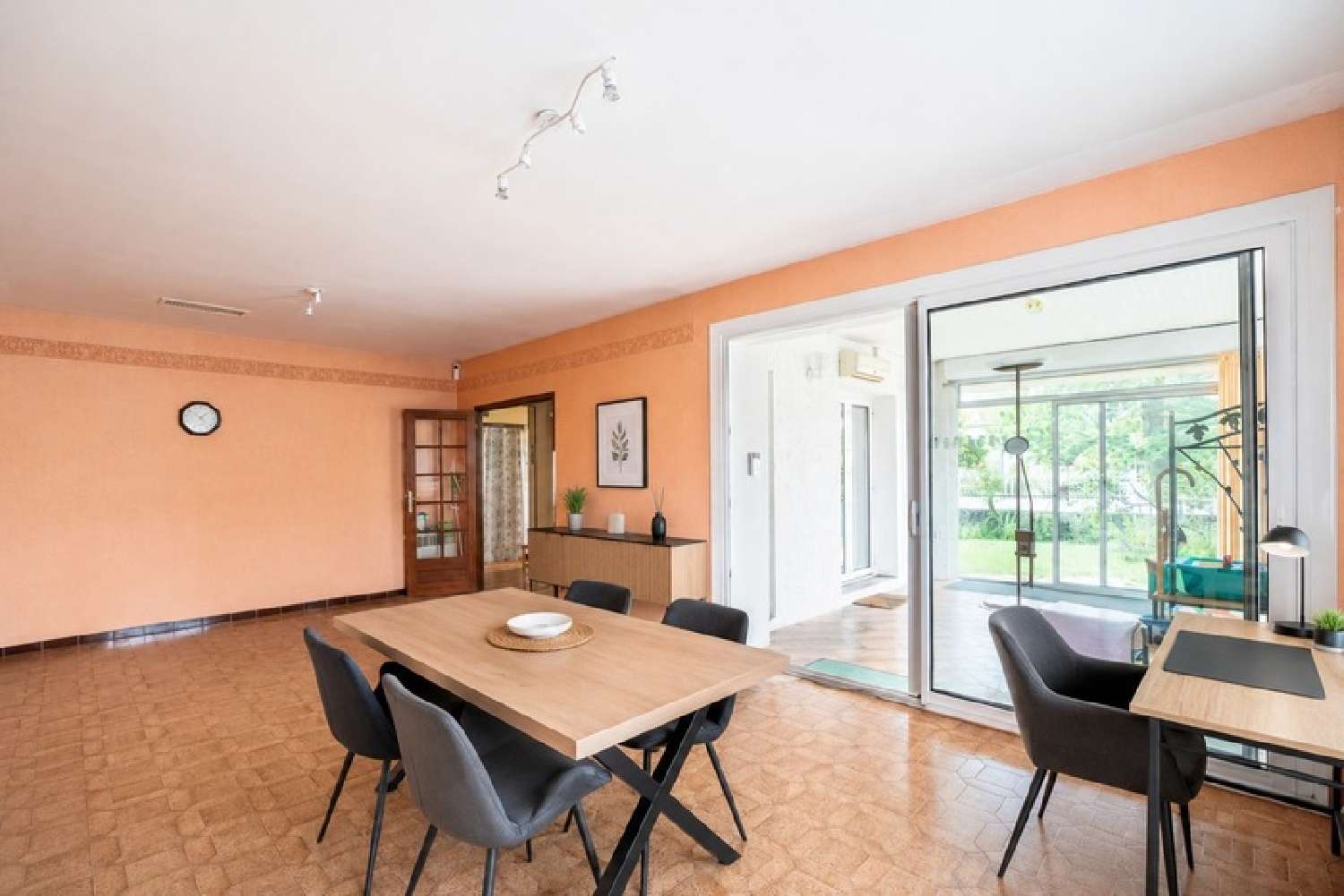 for sale house Saint-Louis-de-Montferrand Gironde 3