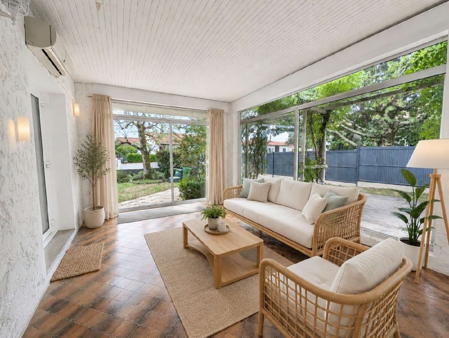 for sale house Saint-Louis-de-Montferrand Gironde 6
