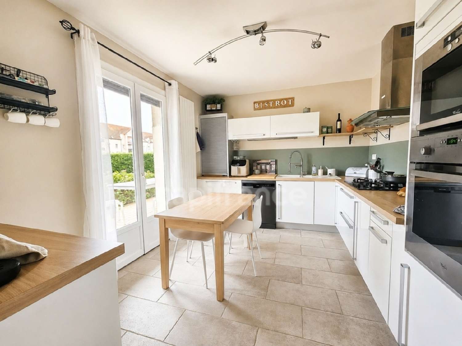 à vendre maison Saint-Marcel Saône-et-Loire 2