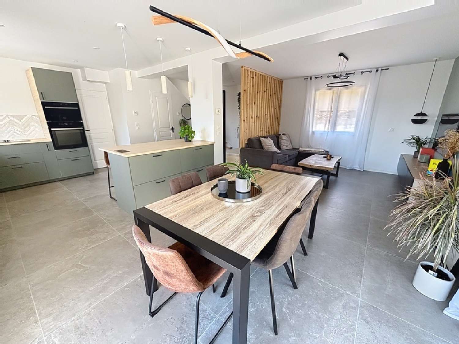 en venta casa Saint-Marcel-Bel-Accueil Isère 3