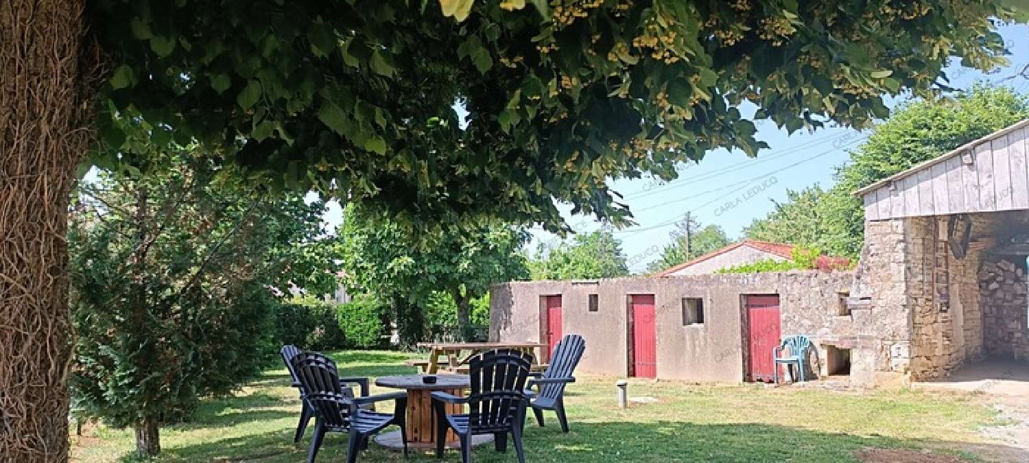 à vendre maison Saint-Martin-de-Saint-Maixent Deux-Sèvres 3