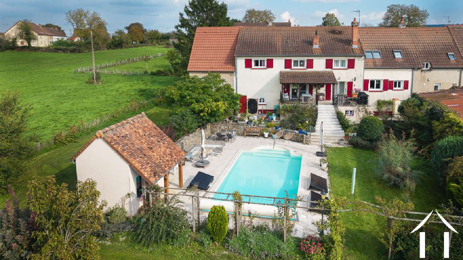  for sale house Saint-Maurice-lès-Couches Saône-et-Loire 1