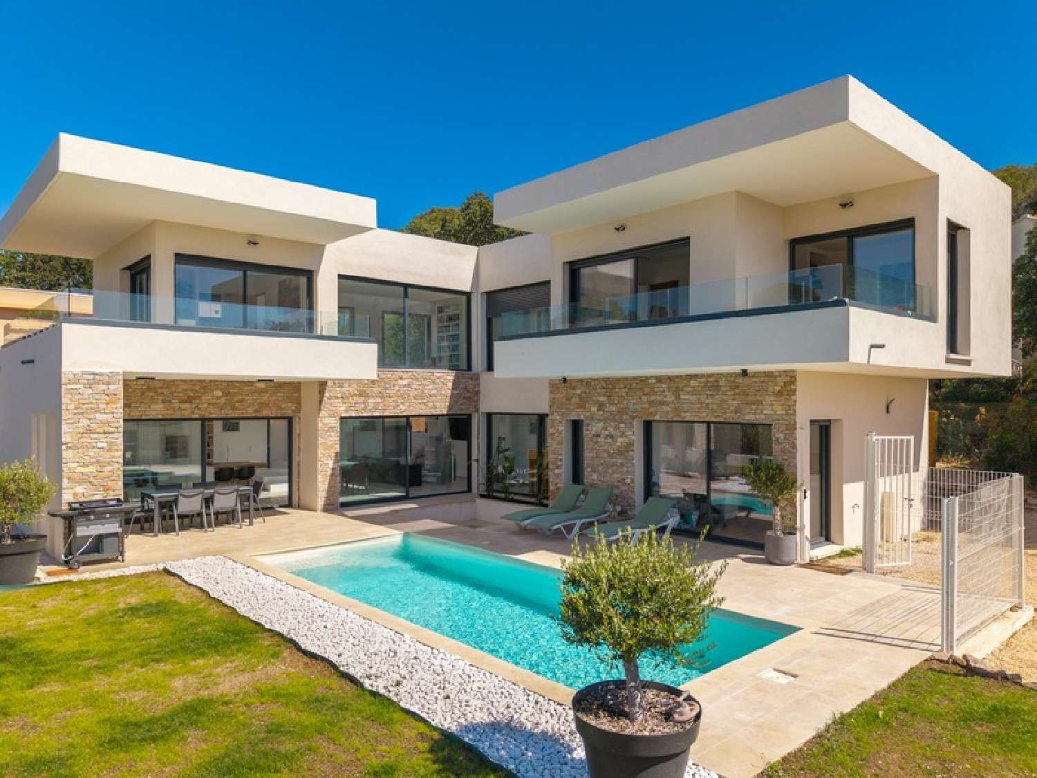 te koop huis Saint-Raphaël Var 2