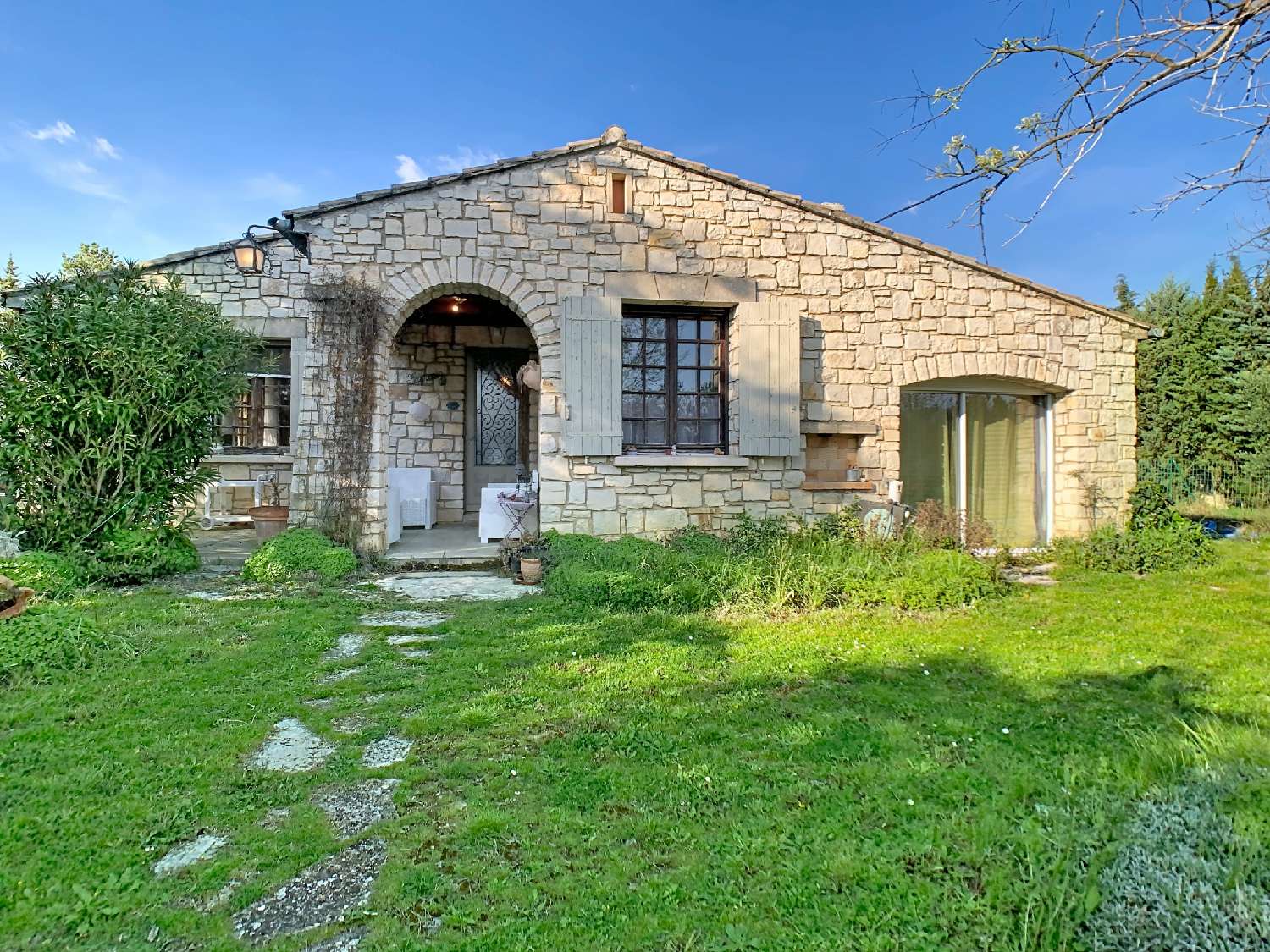  for sale house Saint-Saturnin-lès-Apt Vaucluse 1