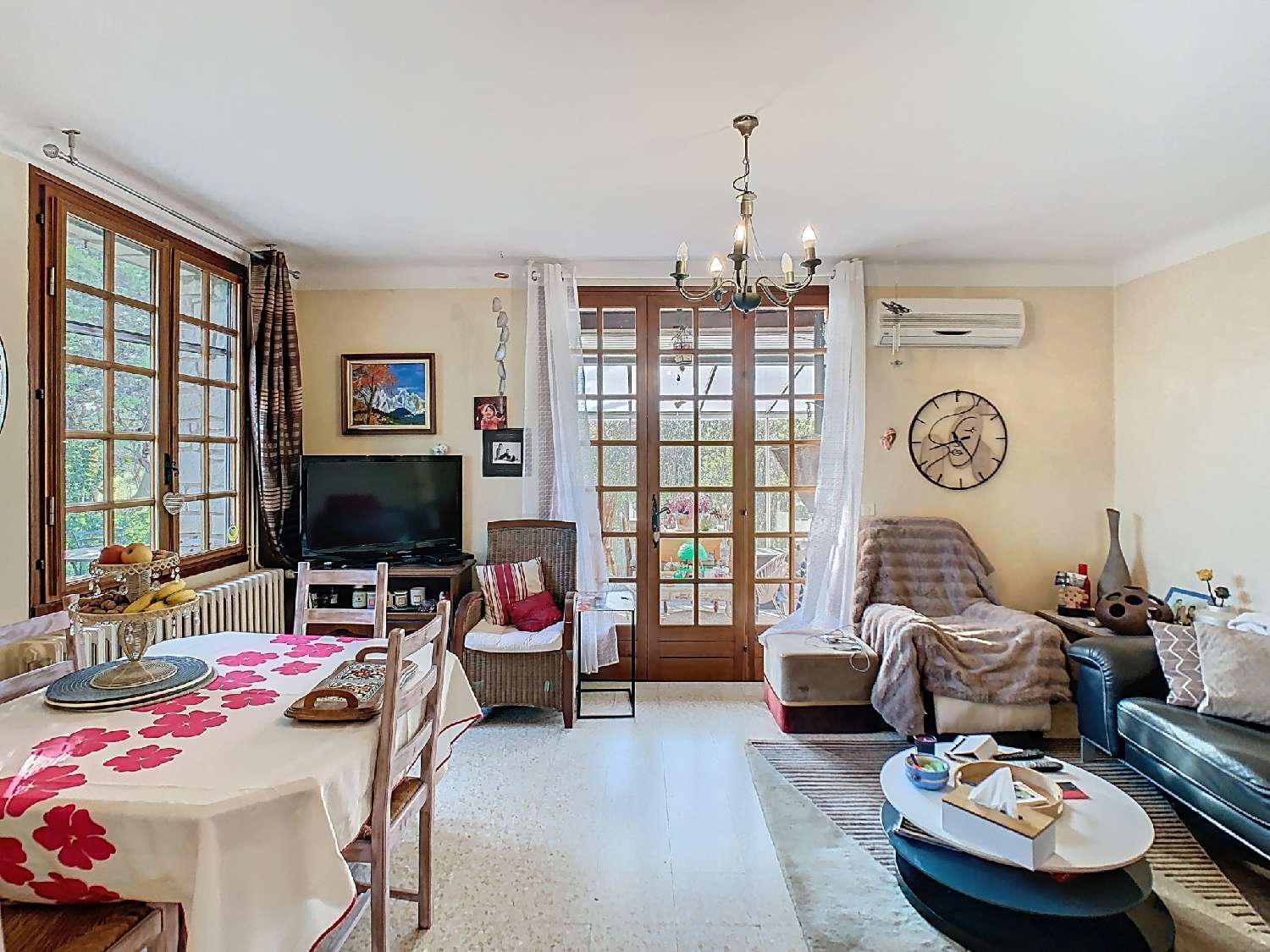  for sale house Saint-Saturnin-lès-Apt Vaucluse 3