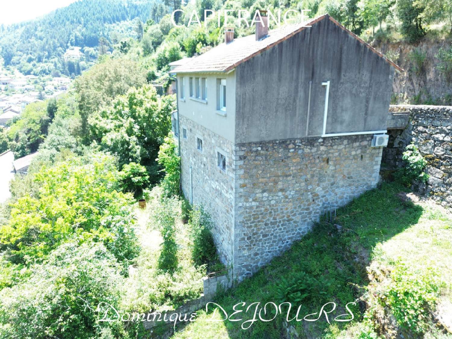  à vendre maison Saint-Sauveur-de-Montagut Ardèche 3