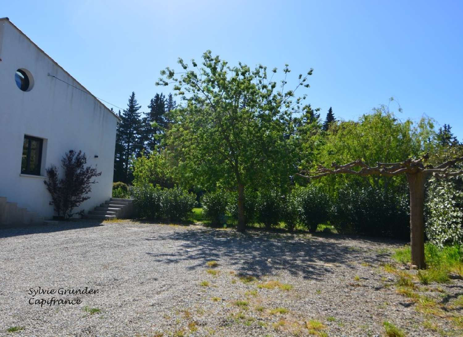  à vendre maison Sénas Bouches-du-Rhône 3