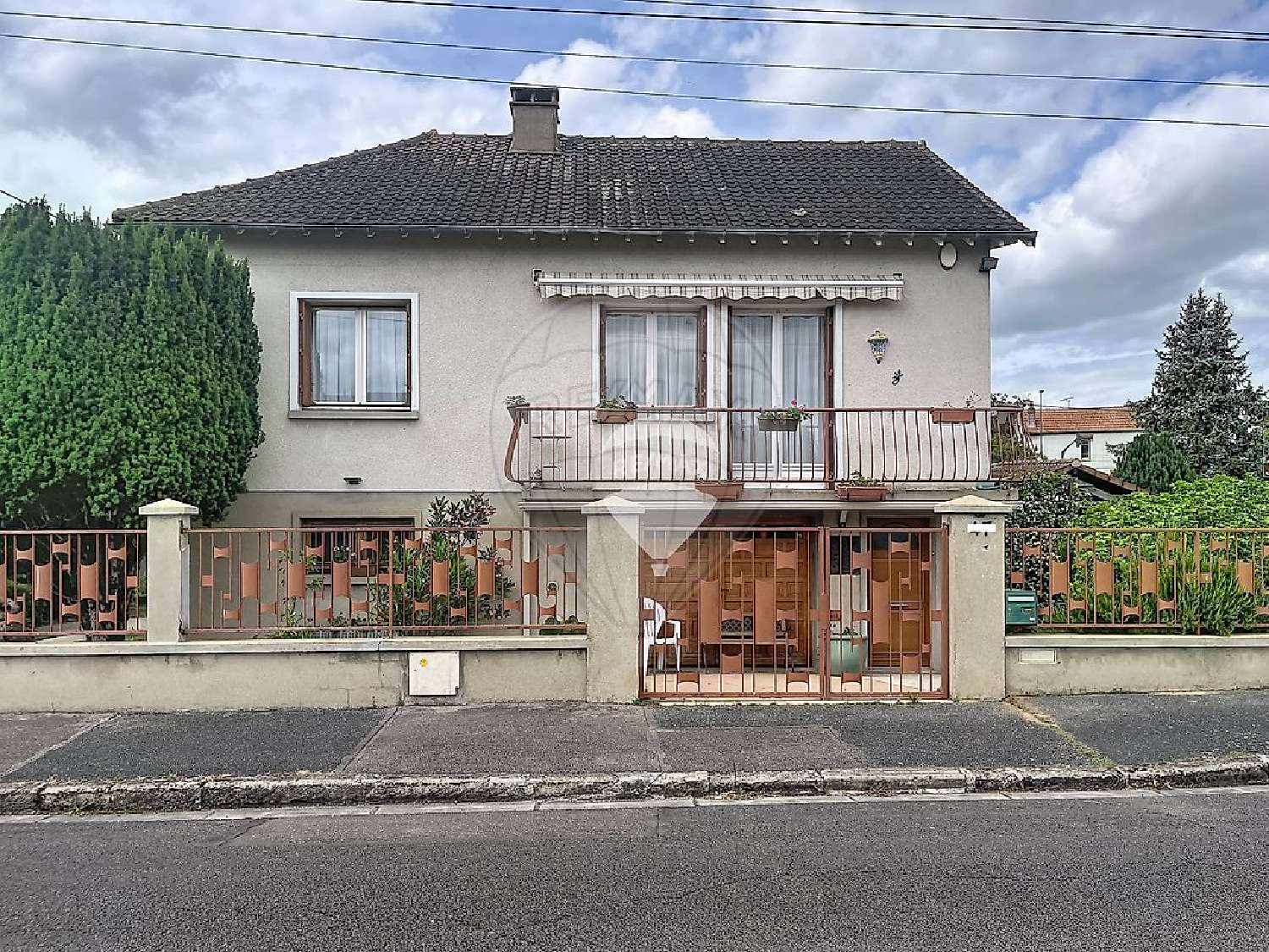 te koop huis Sens Yonne 2