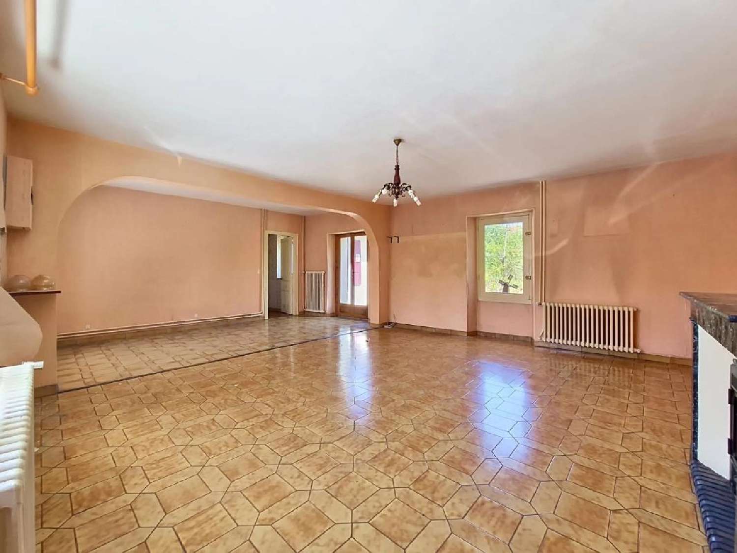  for sale house Sens Yonne 1