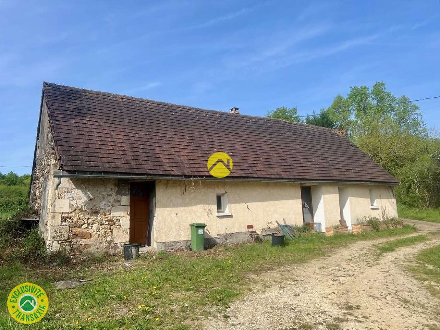  te koop huis Sury-près-Léré Cher 1