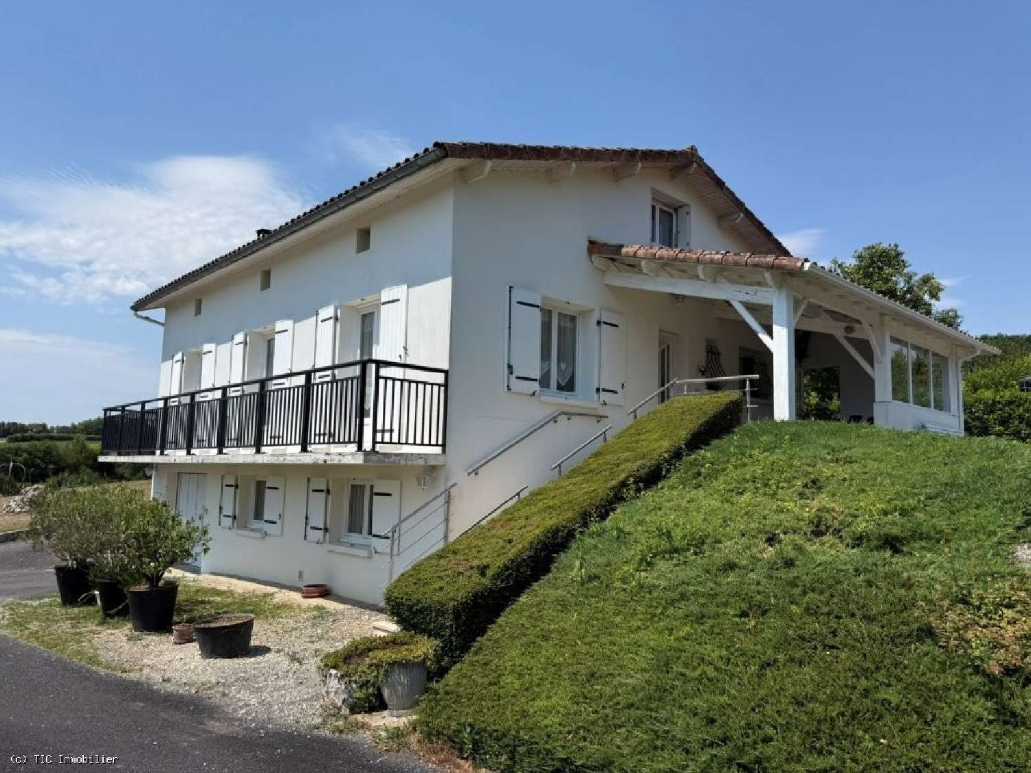 te koop huis Villefagnan Charente 2