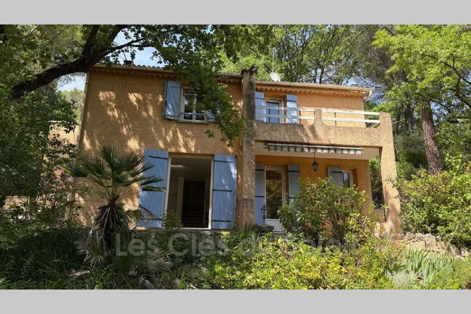 en venta casa Vins-sur-Caramy Var 1