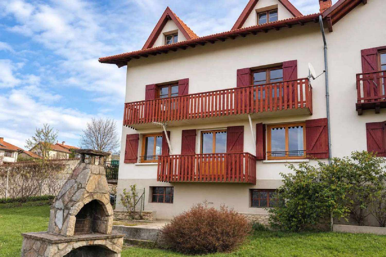  à vendre maison Vollore-Ville Puy-de-Dôme 1