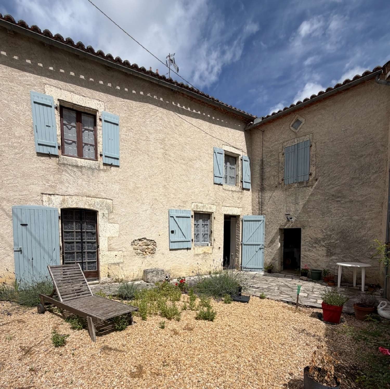 en venta casa Vouzan Charente 1