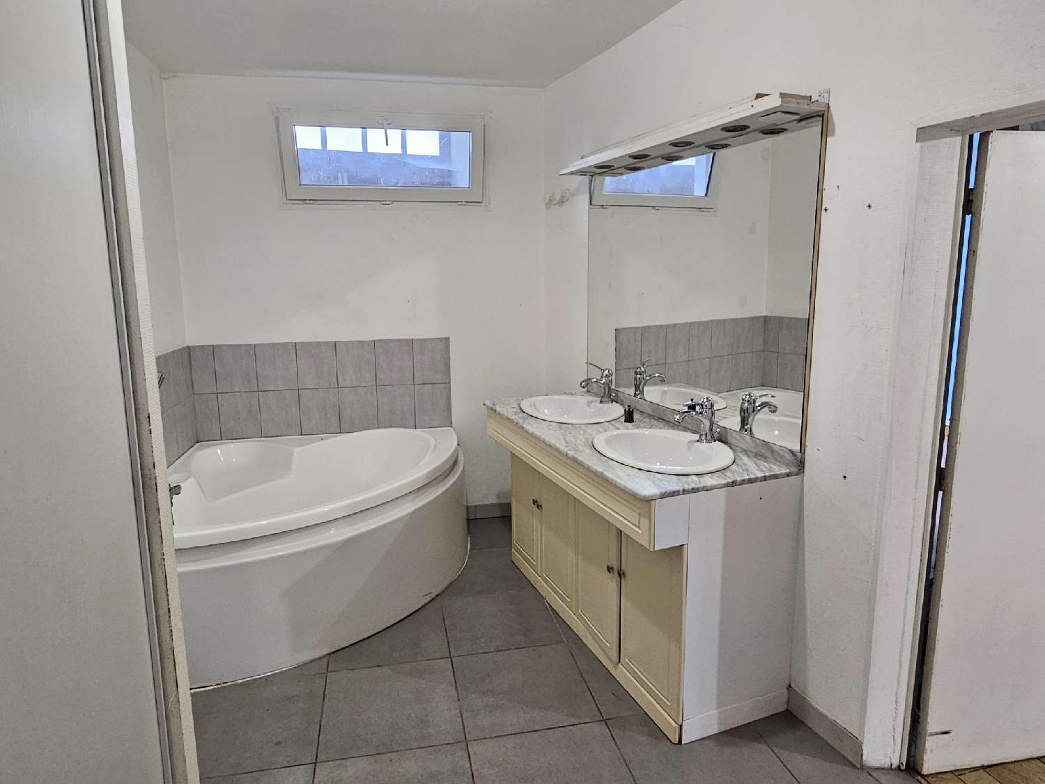  te koop huis Wassy Haute-Marne 5
