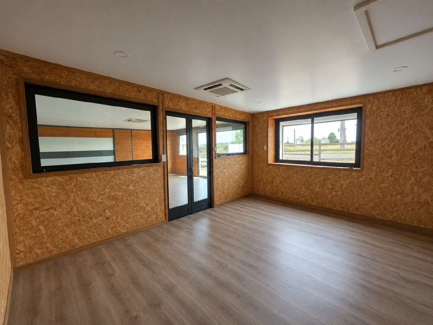 à vendre bureau Alluy Nièvre 3