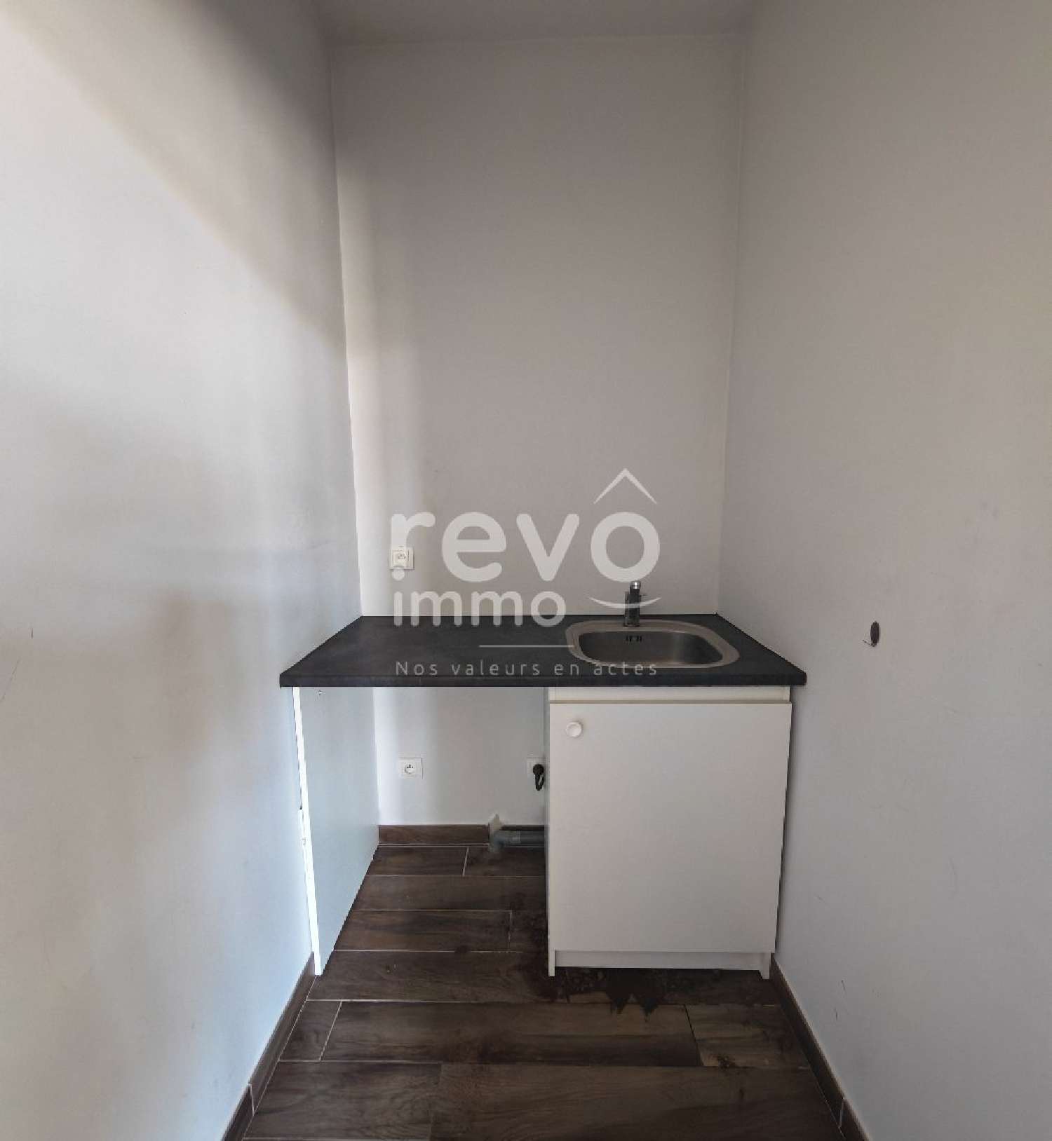 à vendre bureau Ambérieux-en-Dombes Ain 4