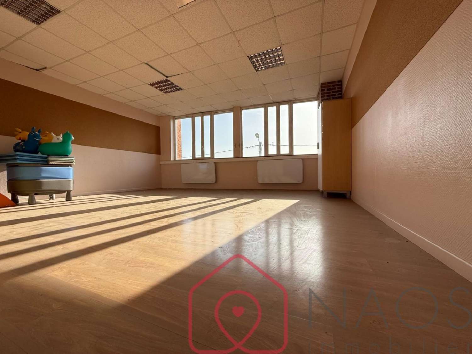 à vendre bureau Floing Ardennes 5