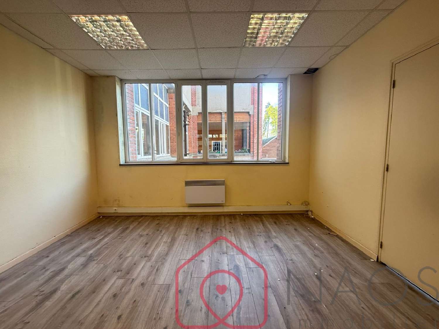 à vendre bureau Floing Ardennes 4