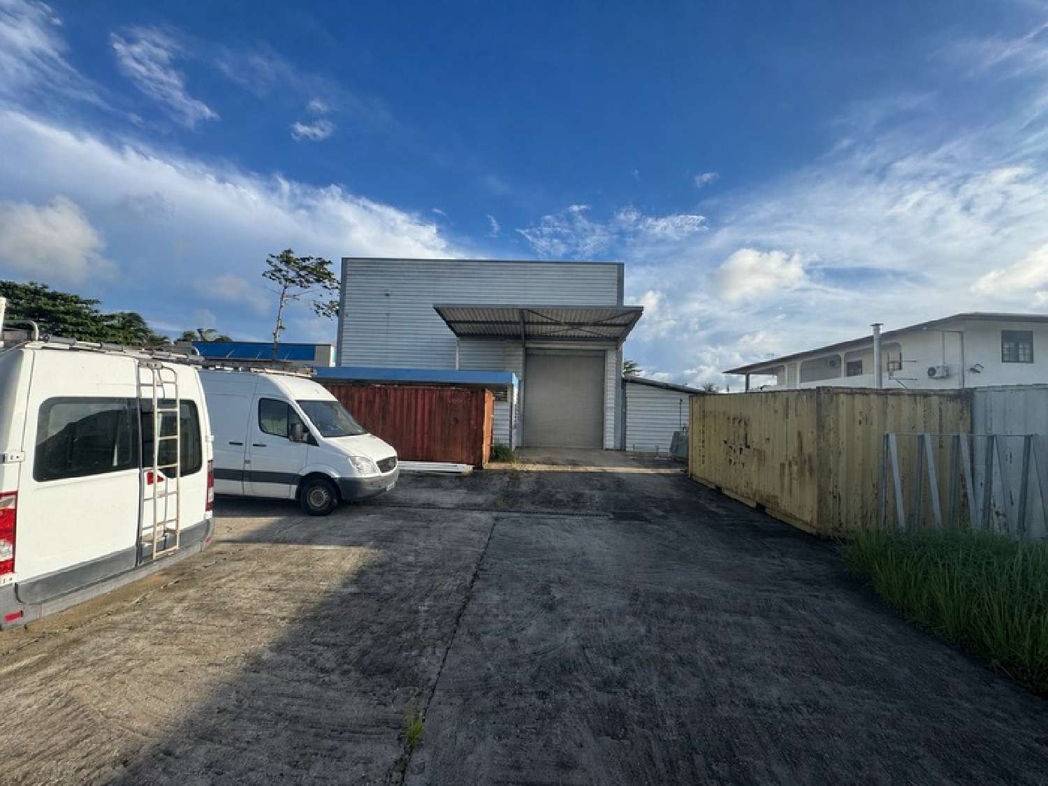 à vendre bureau Macouria Guyane 3