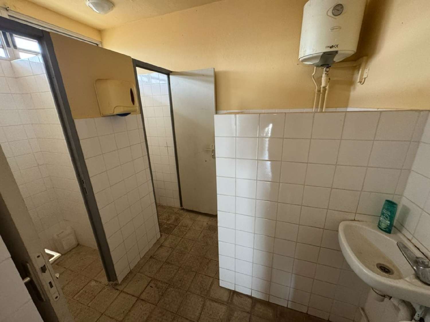 à vendre bureau Macouria Guyane 7