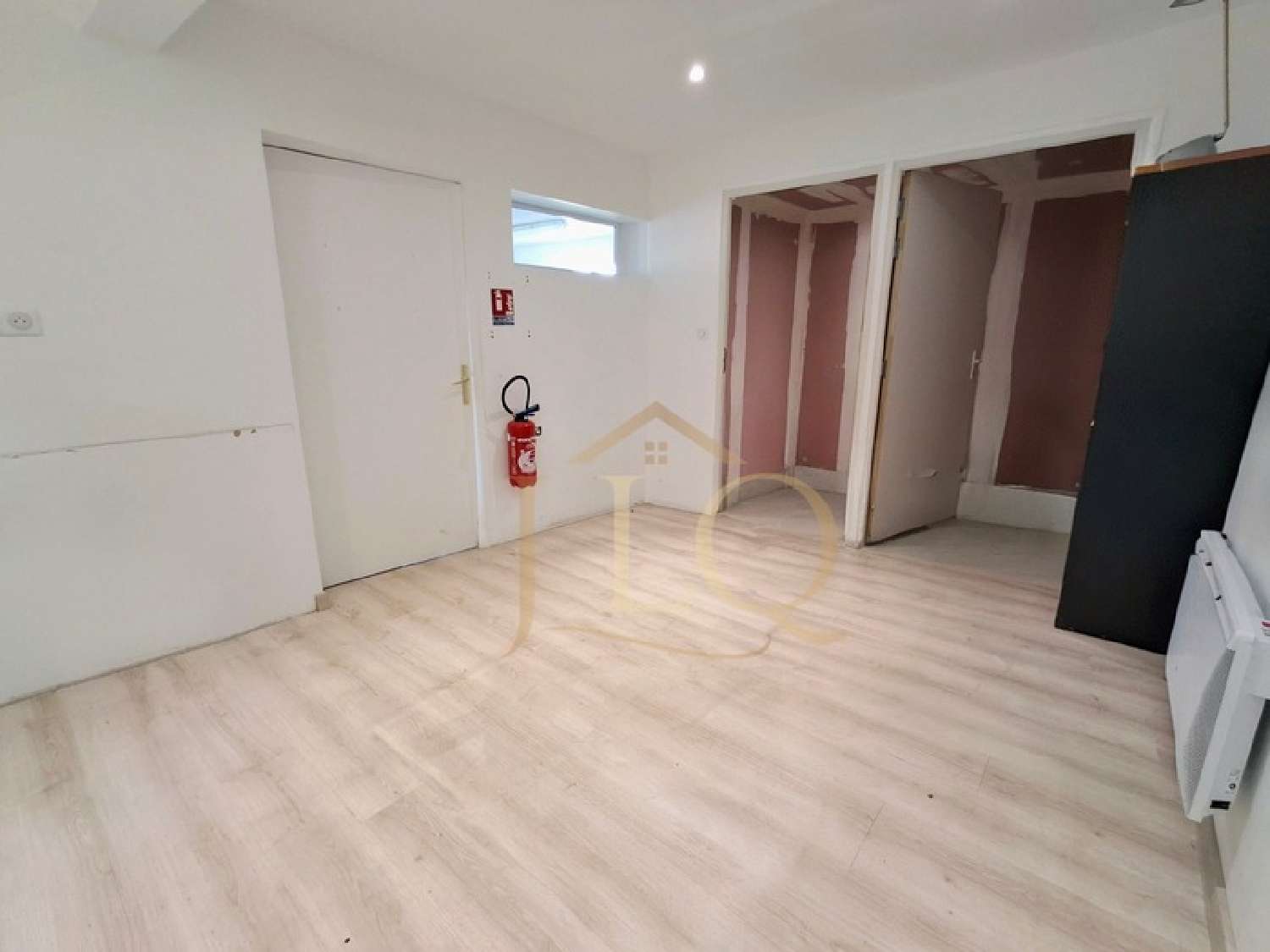  à vendre bureau Maintenon Eure-et-Loir 7