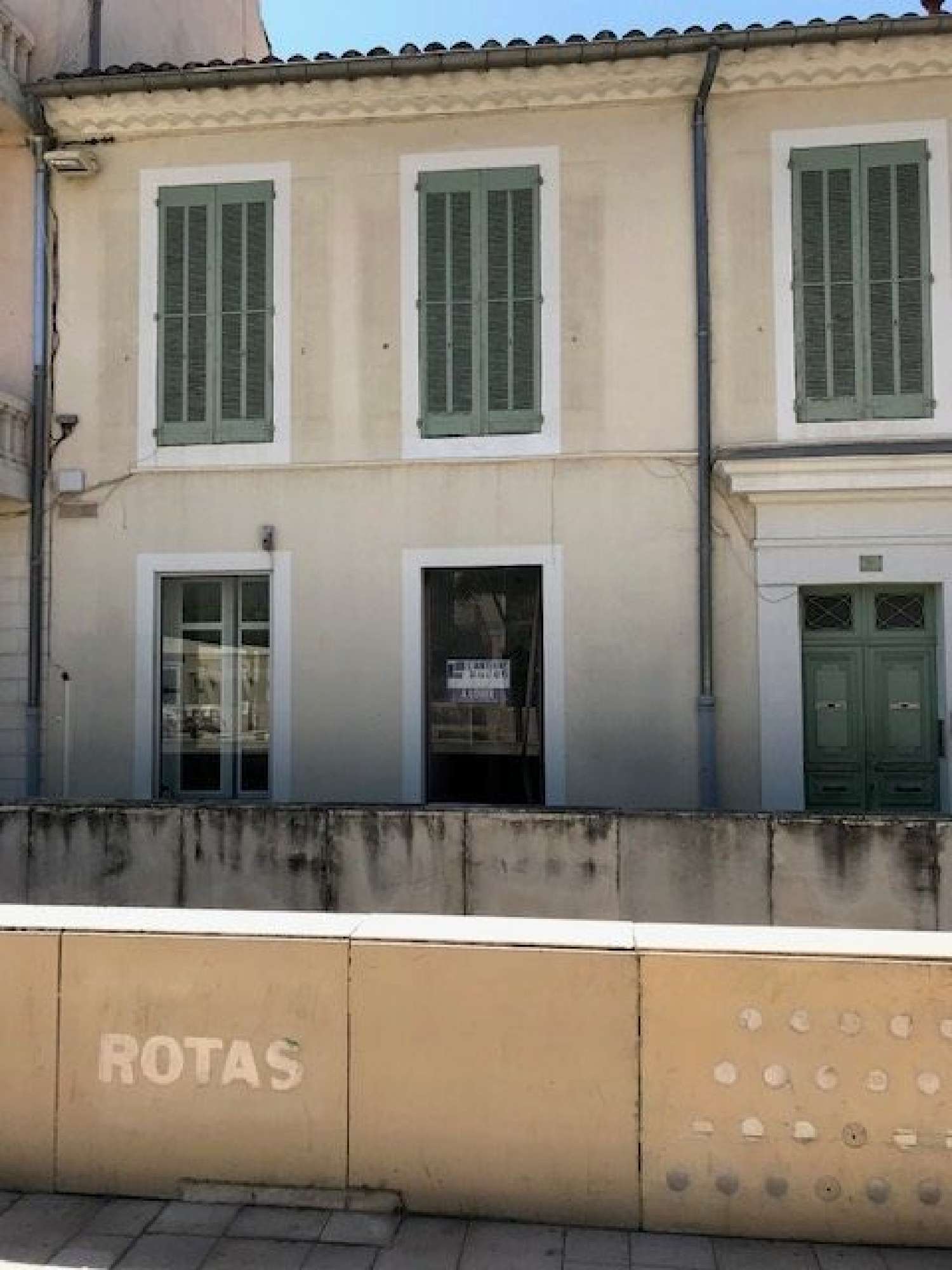 à vendre bureau Nîmes Gard 1