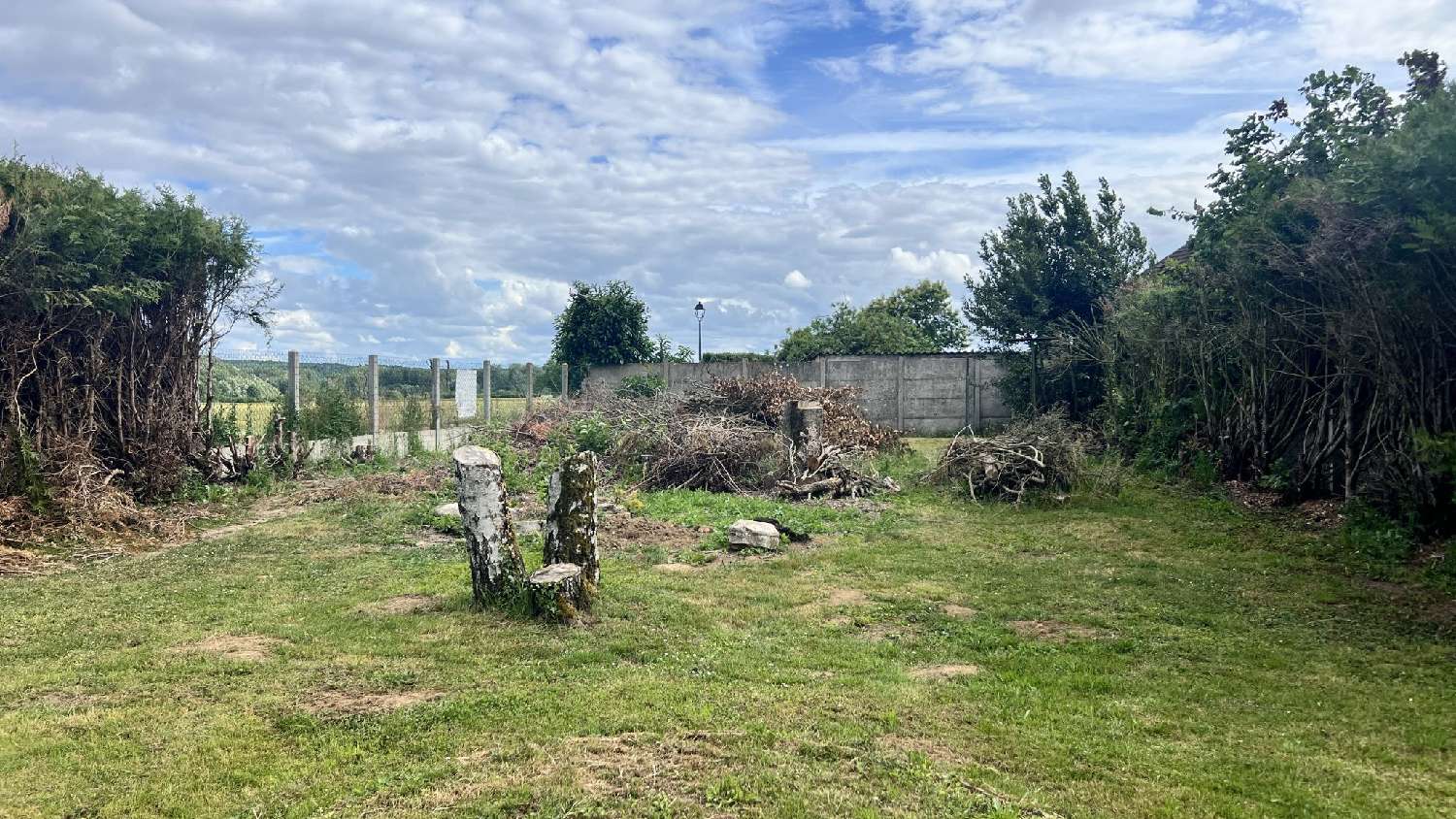  te koop terrein Arrancourt Essonne 1