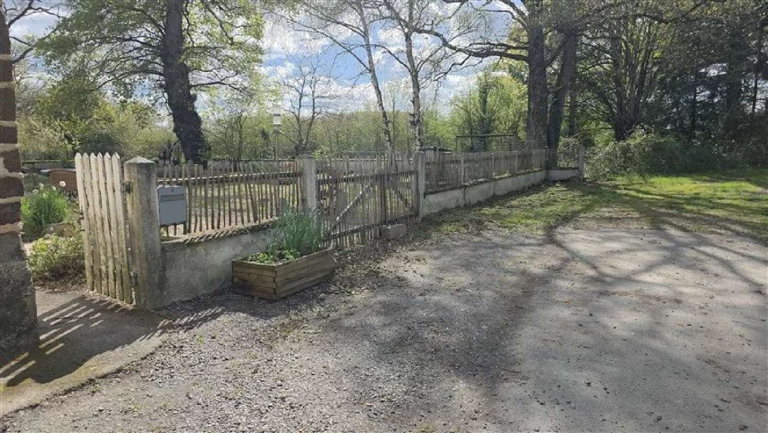 à vendre terrain Chaillac Indre 3