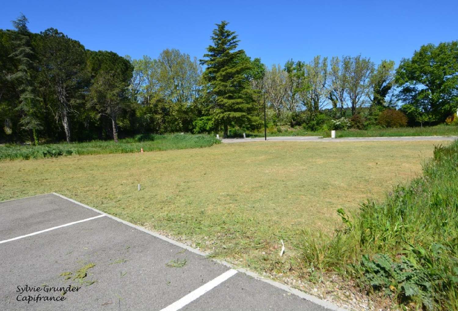  à vendre terrain Lamanon Bouches-du-Rhône 1