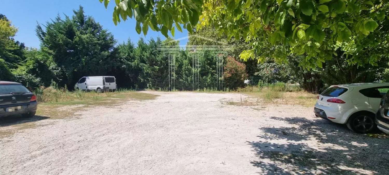 te koop terrein Sorgues Vaucluse 3