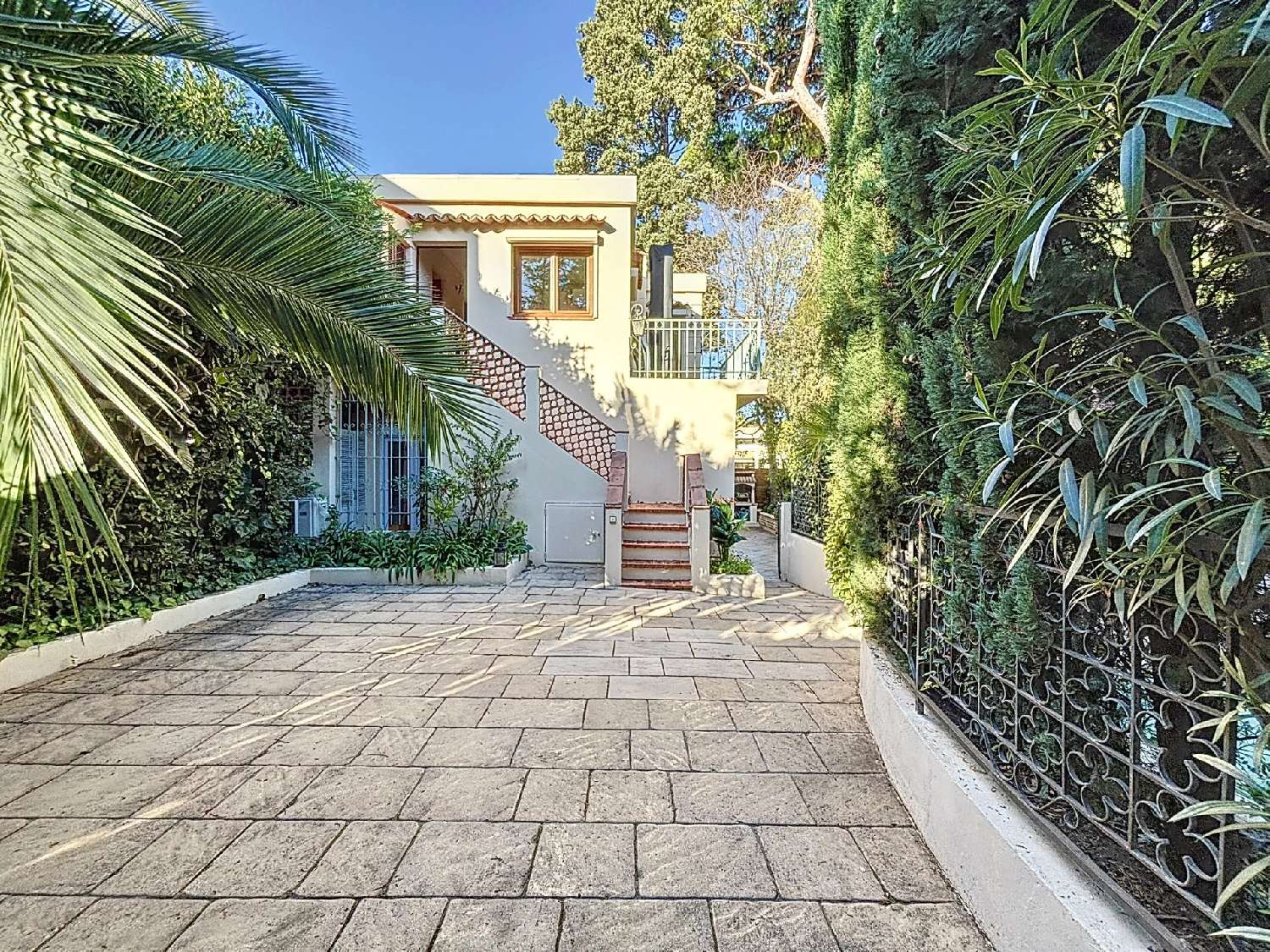  te koop villa Antibes Alpes-Maritimes 1