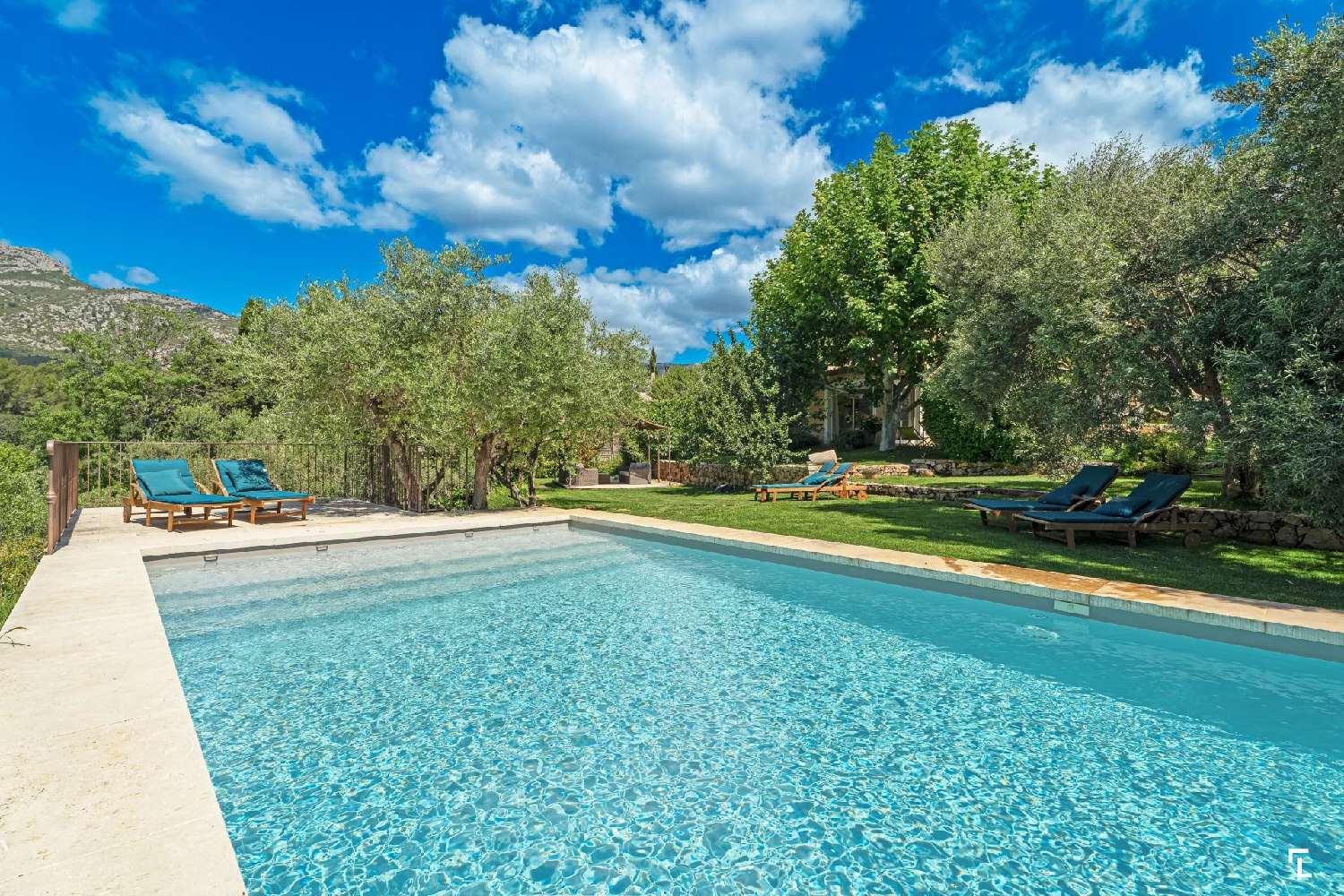 for sale villa Aubagne Bouches-du-Rhône 1