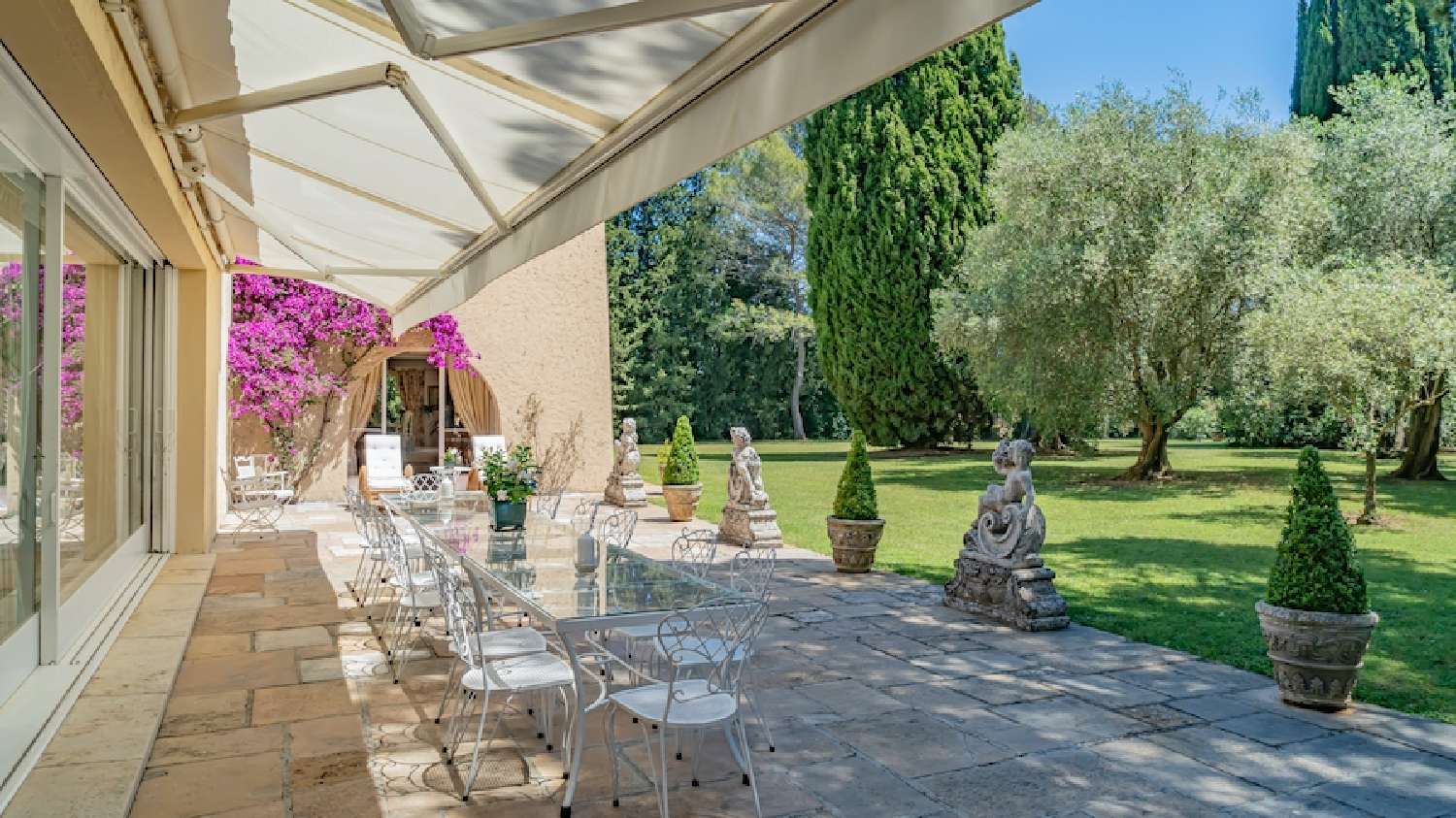  te koop villa Auribeau-sur-Siagne Alpes-Maritimes 3