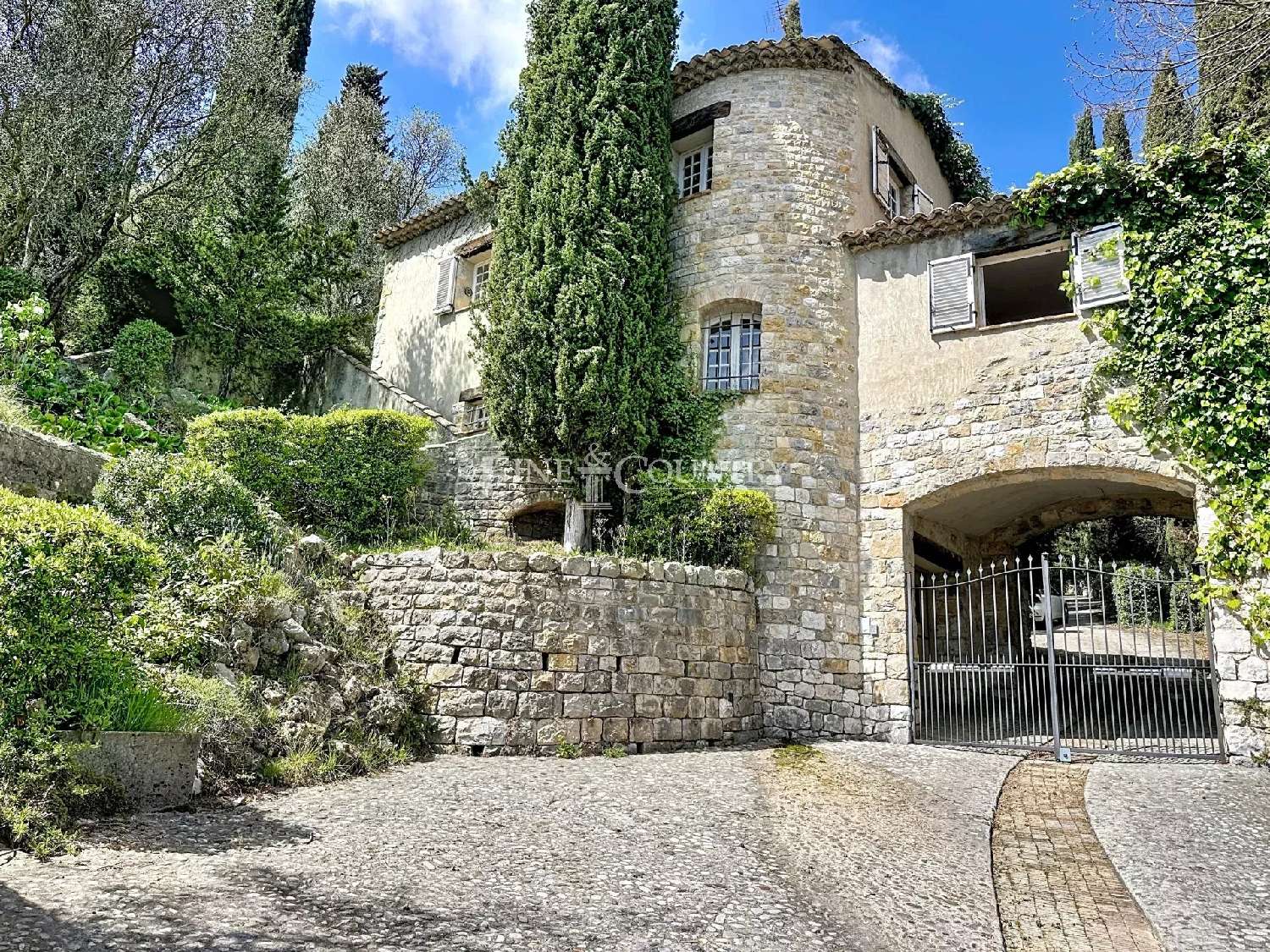  en venta villa Coursegoules Alpes-Maritimes 1
