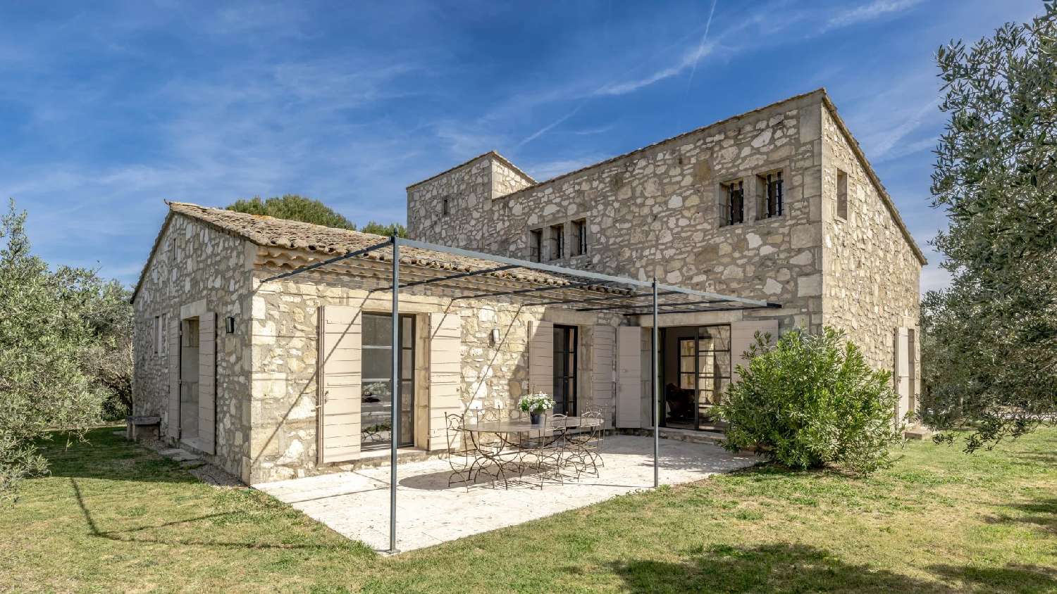  for sale villa Eygalières Bouches-du-Rhône 3