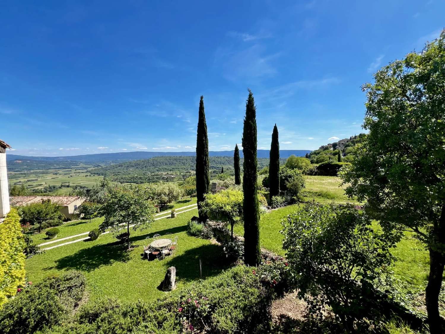for sale villa Gordes Vaucluse 2