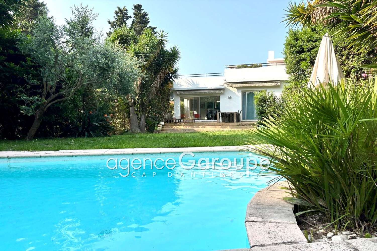  for sale villa Juan-les-Pins Alpes-Maritimes 1